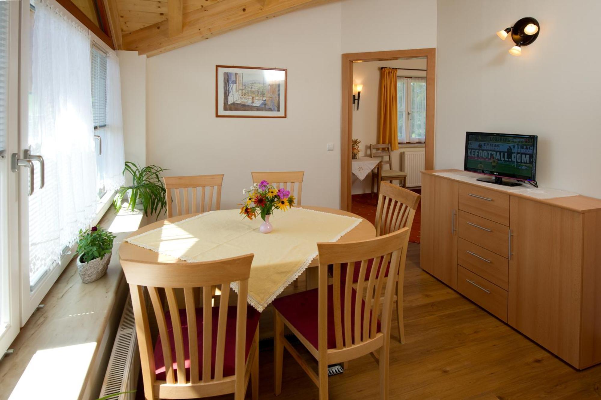 Haus Martina Hotel Radstadt Bagian luar foto