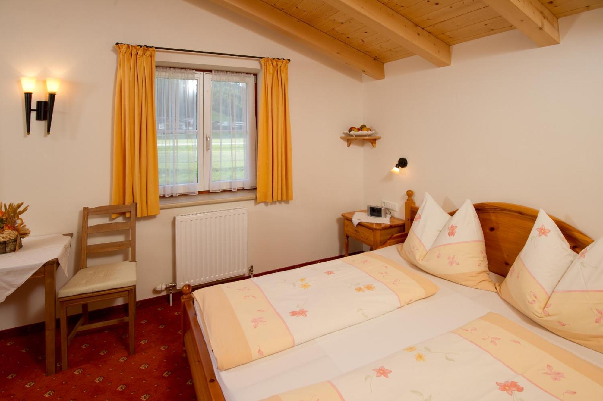 Haus Martina Hotel Radstadt Bagian luar foto