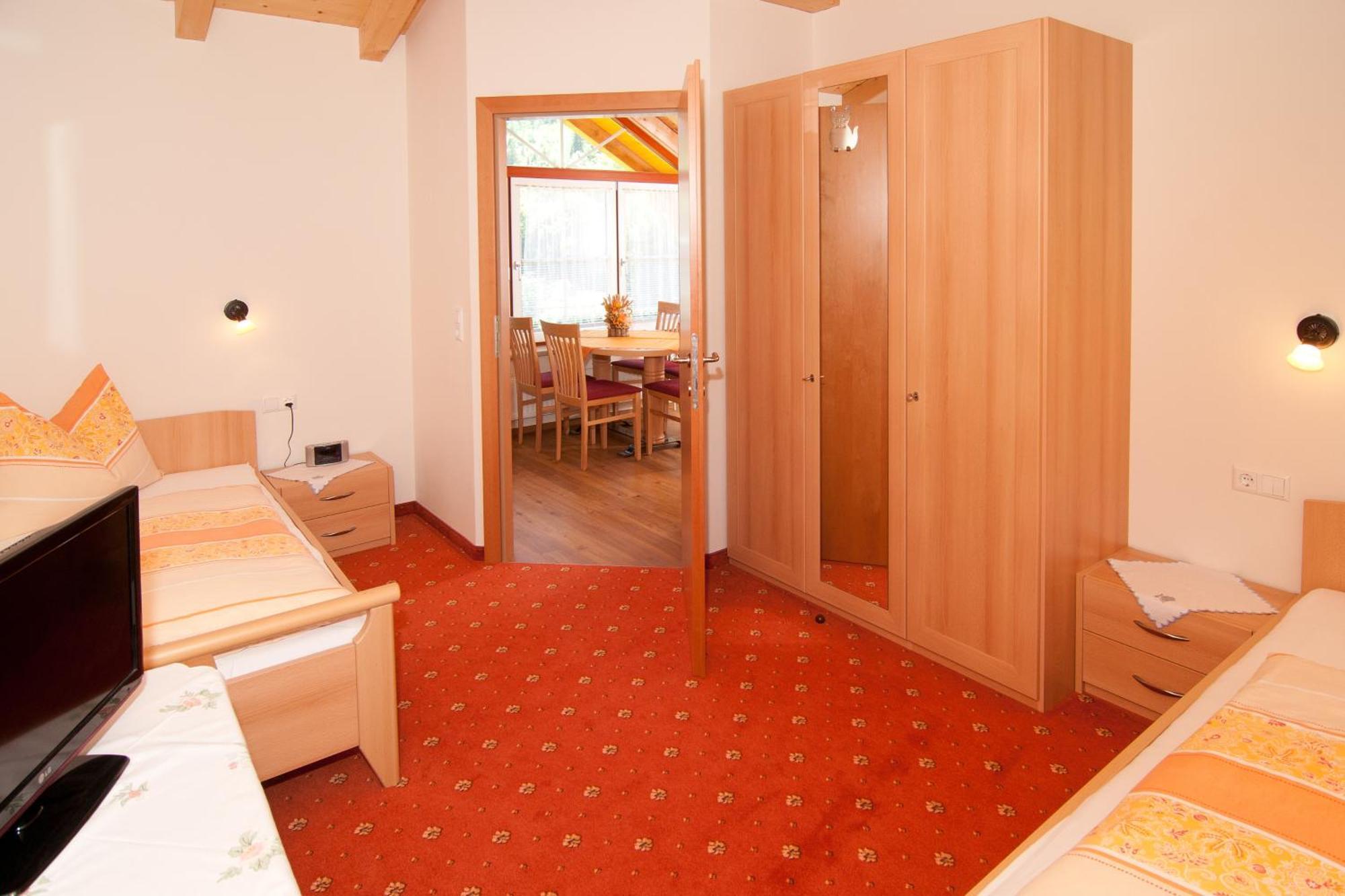 Haus Martina Hotel Radstadt Bagian luar foto