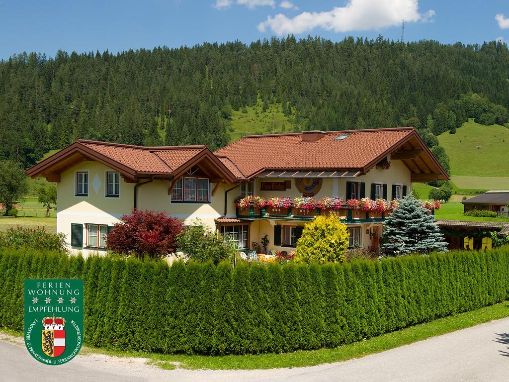 Haus Martina Hotel Radstadt Bagian luar foto
